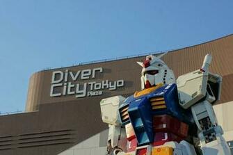 Life Size Gundam Statue Diver City Tokyo Odaiba No