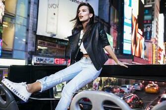 Emily Ratajkowski For Dkny Spring 4k Ultra HD Wallpaper