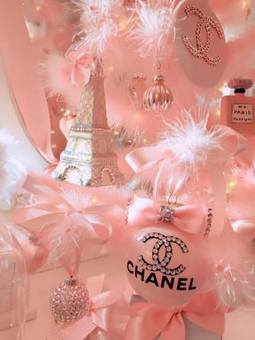 Zodiac Signs As Christmas Ornaments Her Campus Pink Wallpaper