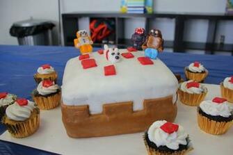 Camerons 9th BirtHDay Minecraft Cake