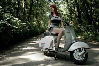 Vespa Wallpaper High Quality Definition