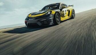 New Porsche Cayman Gt4 Clubsport Featuring Natural Fibre Body