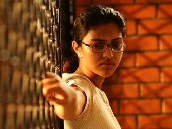 Amala Paul Hq Wallpaper