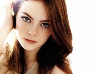 Seductive Green Eyes Emma Stone HD Desktop Wallpaper Screensaver