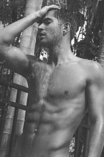 Nick Bateman iPhone Wallpaper