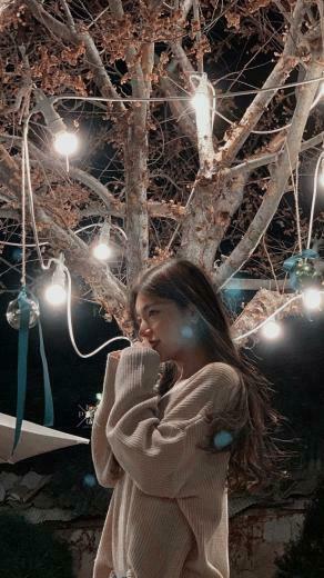 Hwang Yeji Wallpaper