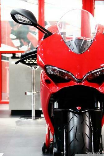 Ducati Panigale 4k HD Desktop Wallpaper For Tablet