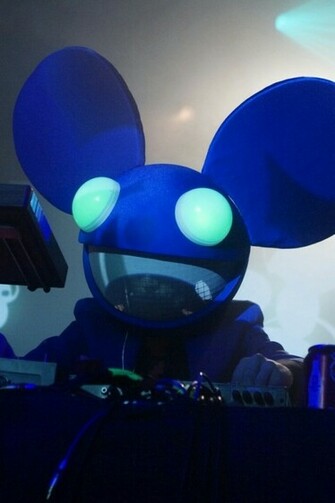 Djing Deadmau5 iPhone Wallpaper And 4s