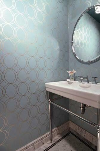 Darcy Wallpaper Contemporary Bathroom Case Design