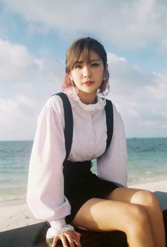 Ahn Jiyoung Bol4 Bolbbalgan4 Red Diary In