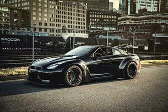 Liberty Walk Nissan Gtr Picture