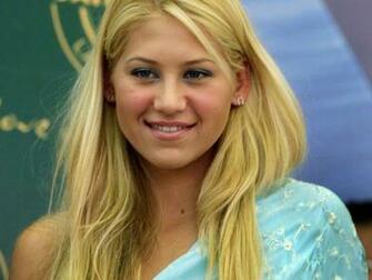 Vs Anna Kournikova Picarena Image Match Hugh Hefner Pictures