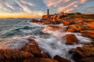 Lighthouse On Rocky Coast In France 4k Ultra HD Wallpaper
