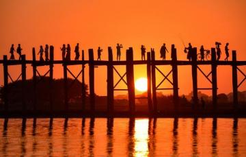 Wallpaper Sea Water Sunset Bridge People Silhouettes