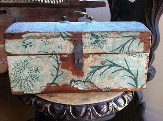 Antique Wallpaper Box