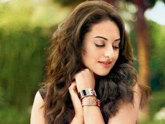Sonakshi Sinha Wall Papers Indian Mirchi Actress Pictures