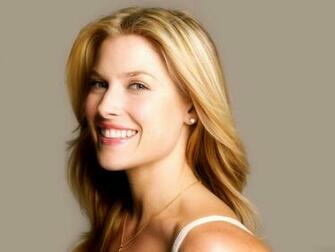Hollywood Celebrity Wallpaper HD Background Of