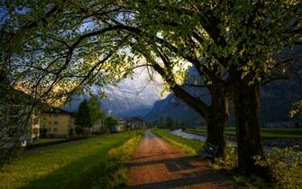 Wallpaper Village In The Alps Evening Light