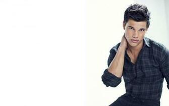 Taylor Lautner Wallpaper High Resolution And Quality