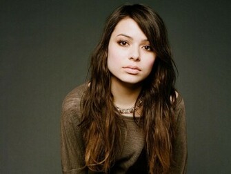 Miranda Cosgrove Wallpaper