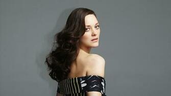 Best Marion Cotillard HD Wallpaper And Bikini Hot Pics