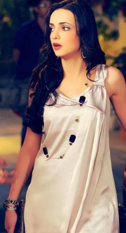 Barun Sobti And Sanaya Irani Wallpaper Teahub Io