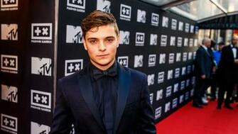 Martin Garrix Wallpaper Background