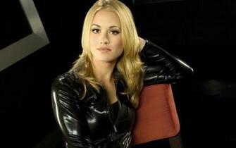 Yvonne Strahovski 720p Skyrim Wallpaper 1080p HD