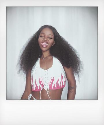 Tkay Maidza In Women Fashion Crop Tops