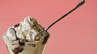 The Great Debate Over Origin Of Ice Cream Sundae Mental