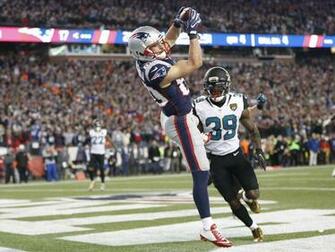 Tom Brady Danny Amendola Rally Patriots Past Jaguars In