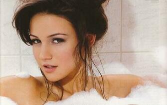 Michelle Keegan Fhm Ing Gallery