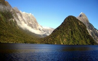 Milford Sound By Jana Desktop Wallpaper