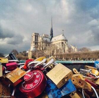 Pont Des Arts In Paris Real Art Photography Wallpaper