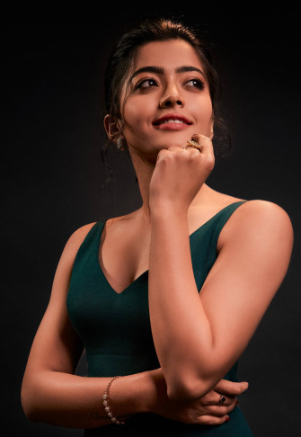 Telugu Heroines HD Wallpaper