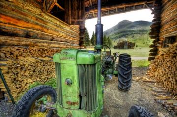 John Deere Tractors Wallpaper Group
