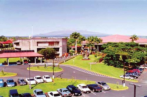 University Of Hawaii At Hilo Campus Over Auto Design