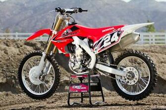 Honda Crf R Pics Specs And Information Onlymotorbikes