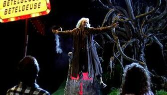 Beetlejuice Comedy Fantasy Dark Movie Film Horror Halloween Wallpaper