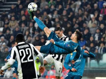 Rooney Bicycle Kick Wallpaper 4k HD