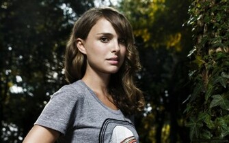 Natalie Portman HD Wallpaper