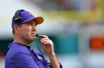Dec Miami Gardens Fl Usa Minnesota Vikings Head Coach
