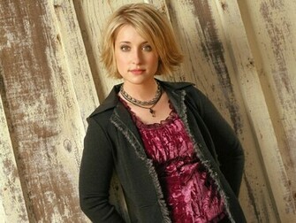 September By Stephen Comments Off On Allison Mack Wallpaper