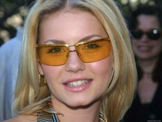 Elisha Cuthbert High Quality Wallpaper Size Of