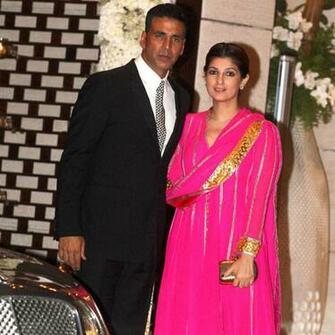 Akshay Kumar And Twinkle Khanna HD Wallpaper Beautiful Desktop