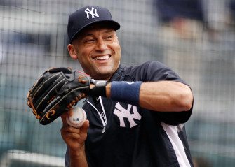 Mlb Players Celebrate Their Winning Record Wallpaper