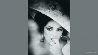 Elizabeth Taylor Wallpaper I Photo