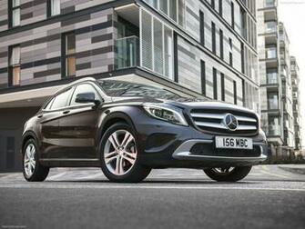 Mercedes Benz Gla Uk Version Wallpaper 0f