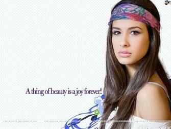 Latina Babes Wallpaper