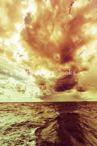 Colorful Sunset Over Evening Sea Horizon Clouds Sky Tranquil